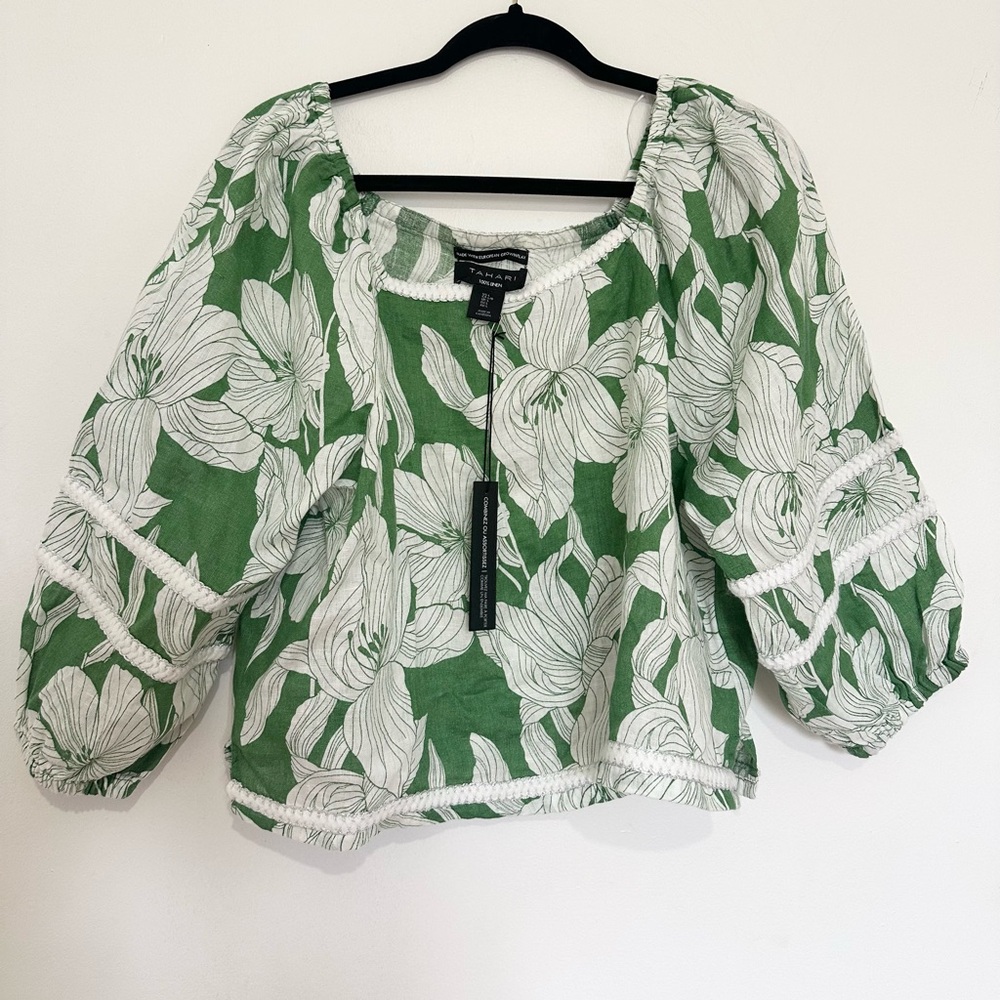 Tahari Green and White Linen Floral Cropped Blouse